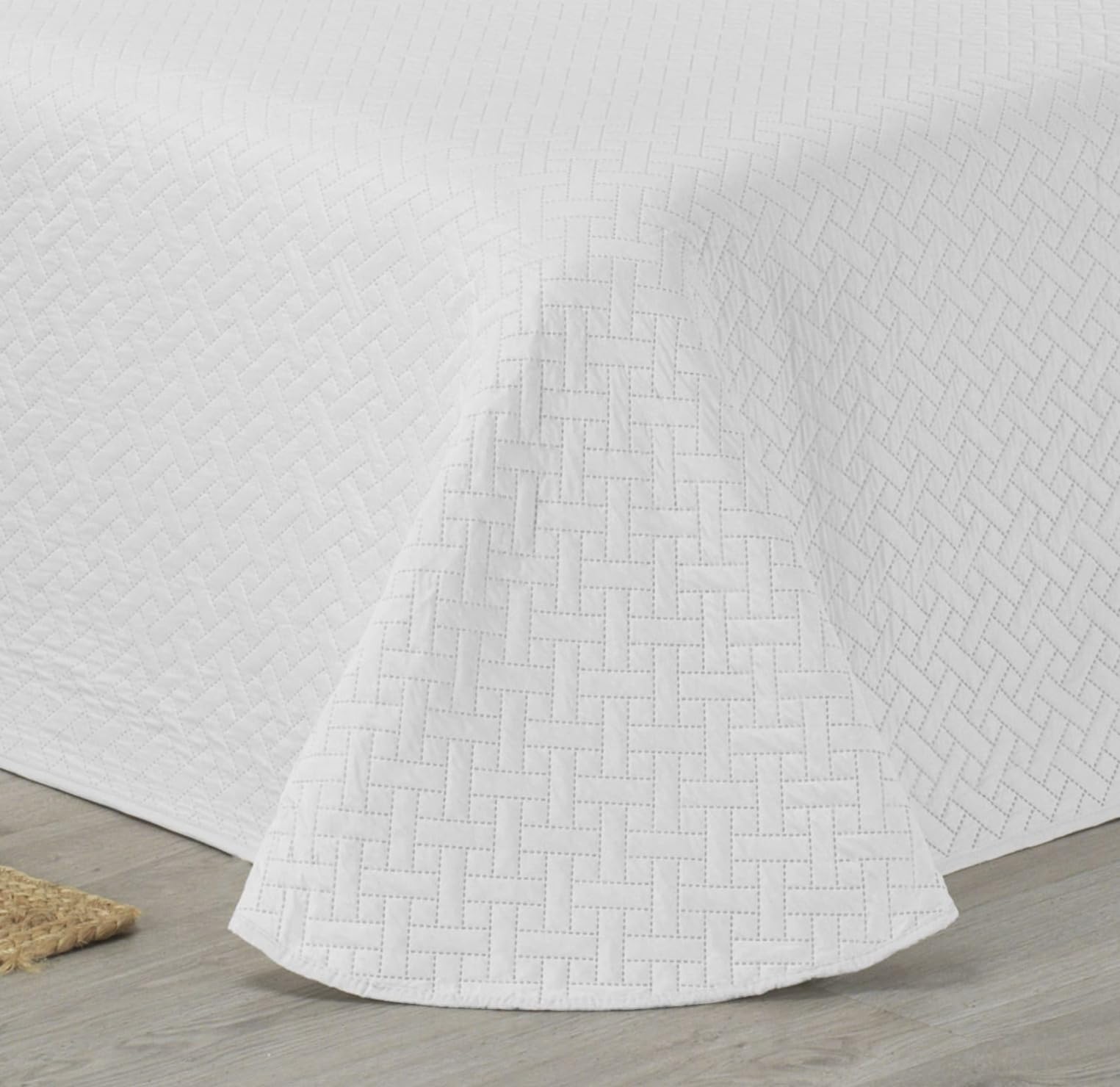 Donegal Collections - Colcha Bouti Lisa Acolchada y Reversible + 2 Cojines Cama 150/160 cm, Color Blanco. Colcha Cubrecama de Microfibra Extrasuave, Primavera Verano, Fresca, Acolchado Fino