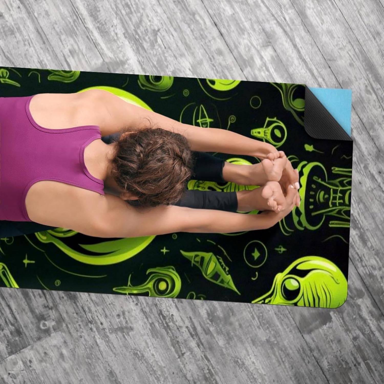 Yoga Towel, Outer Space Alien Pattern Non Slip Sweat Absorbent Hot Yoga Mat Towel for Hot Yoga, Pilates and Fitness - 72.8" x 26.8"