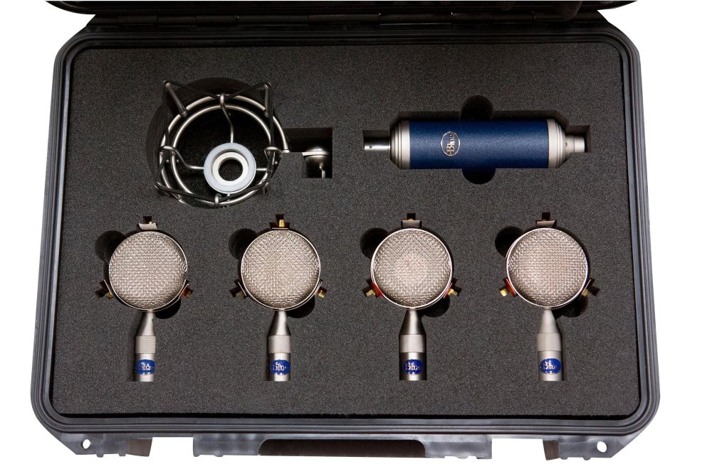 Amazon.com: Blue Microphones Bottle Rocket Mic Locker : Blue