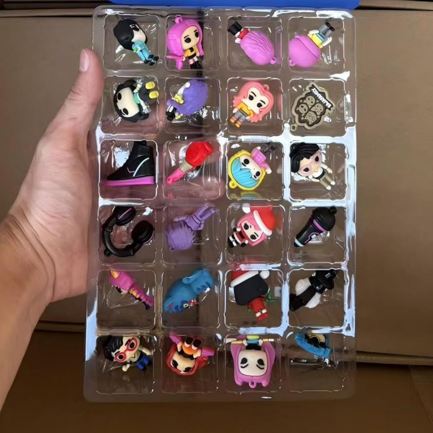 Generic K-POP De-mon H-Hunters Advent Calendar 2025, 24 Days Christmas Advent Calendar with 24 3D Keyring Toys, Christmas Decorations for Kids Teens Adults Xmas Ornaments - Image 2