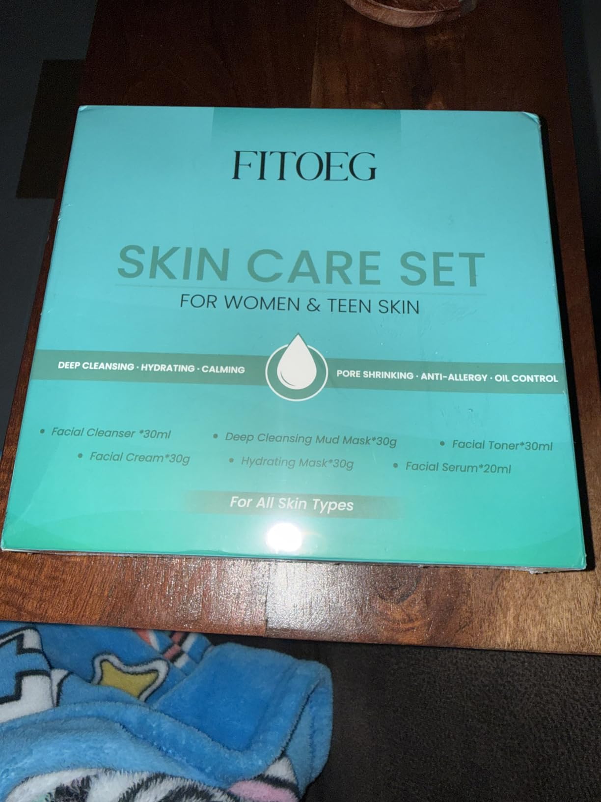 FITOEG Teen Women Gifts,Skin Care,Skincare,Hydrate,Oil Control,Pore Shrinking,Anti-Allergy Facial Skin Care Routine Kit Travel Size Gift Set for Teen Girls 10-12 16-18 & Women for All Skin