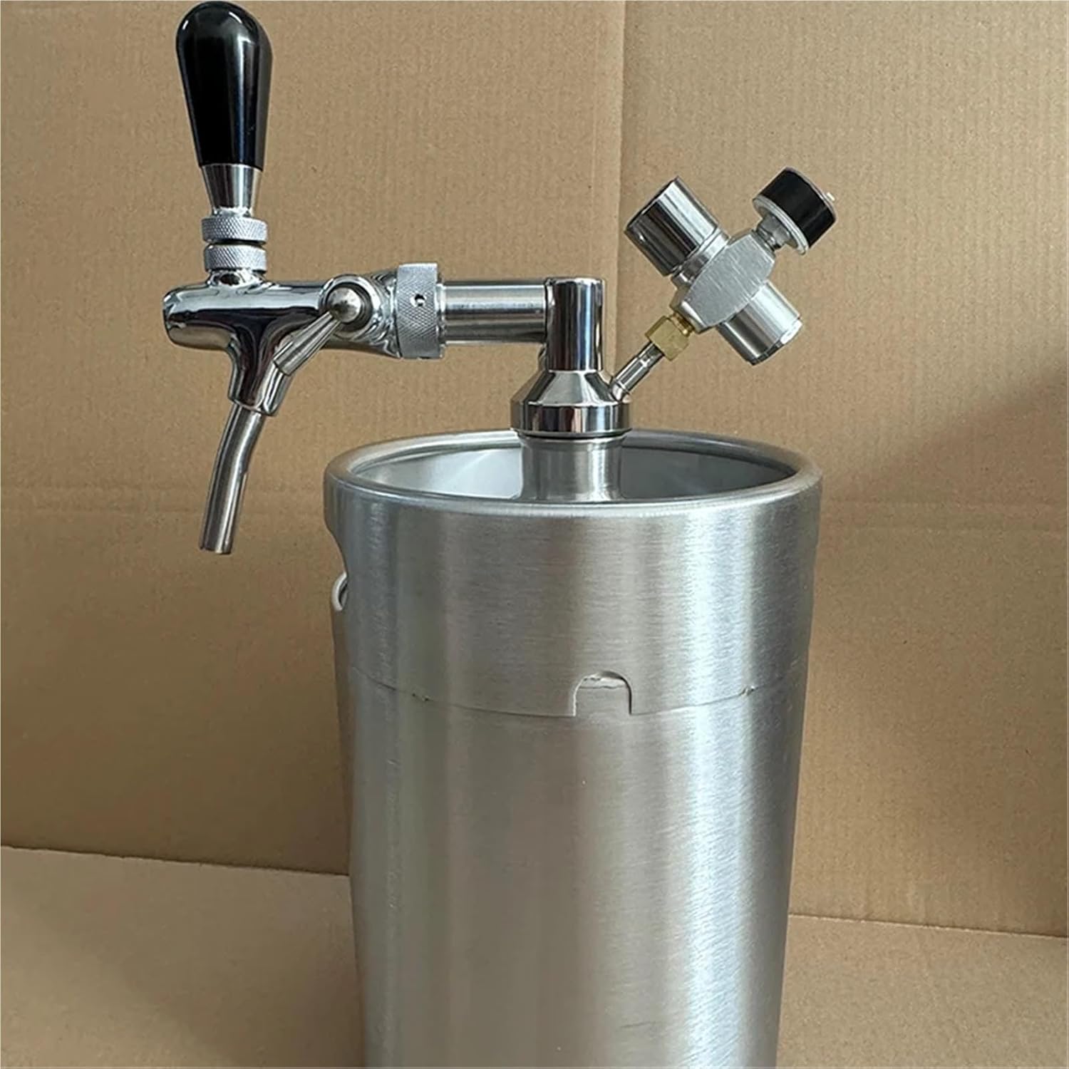 Mini Keg Growler Kit (5L Beer Keg & Adjustable Beer Faucet & 60psi Co2 Charger & Beer Keg Spear),Beer Disoenser For Home Brewing