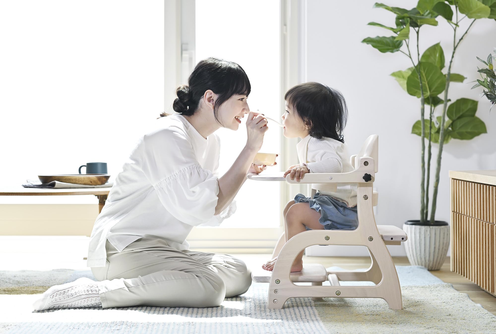 Amazon | yamatoya すくすくローチェア3 生後7ヶ月～5歳 ローチェア