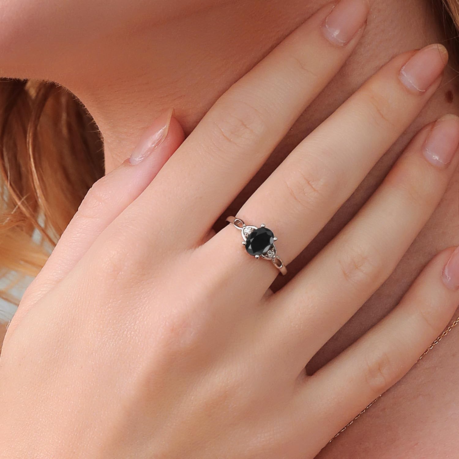 Gem Stone King 925 Sterling Silver Gemstone Birthstone and White Diamond 3-Stone Ring for Women | Oval 8X6MM with 2MM Round Accents | Three Stone Wedding Anniversary Engagement Promise Ring | Sizes