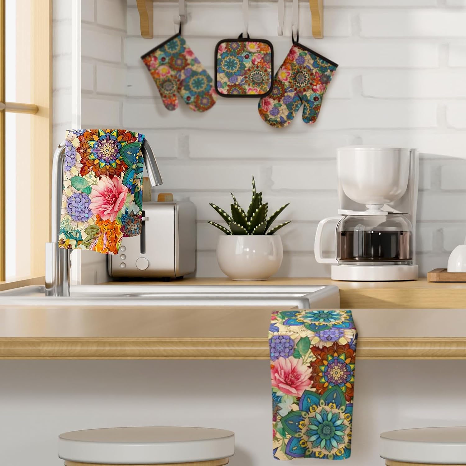 Jingmore 6 Pcs Kitchen Decor Set Accessory Farmhouse Kitchen Towels Pot Holders Oven Mitts Set 2 Dish Towels 2 Pot Holders 2 Cooking Mittens Oven Glove for Cooking(Colorful,Boho Floral)