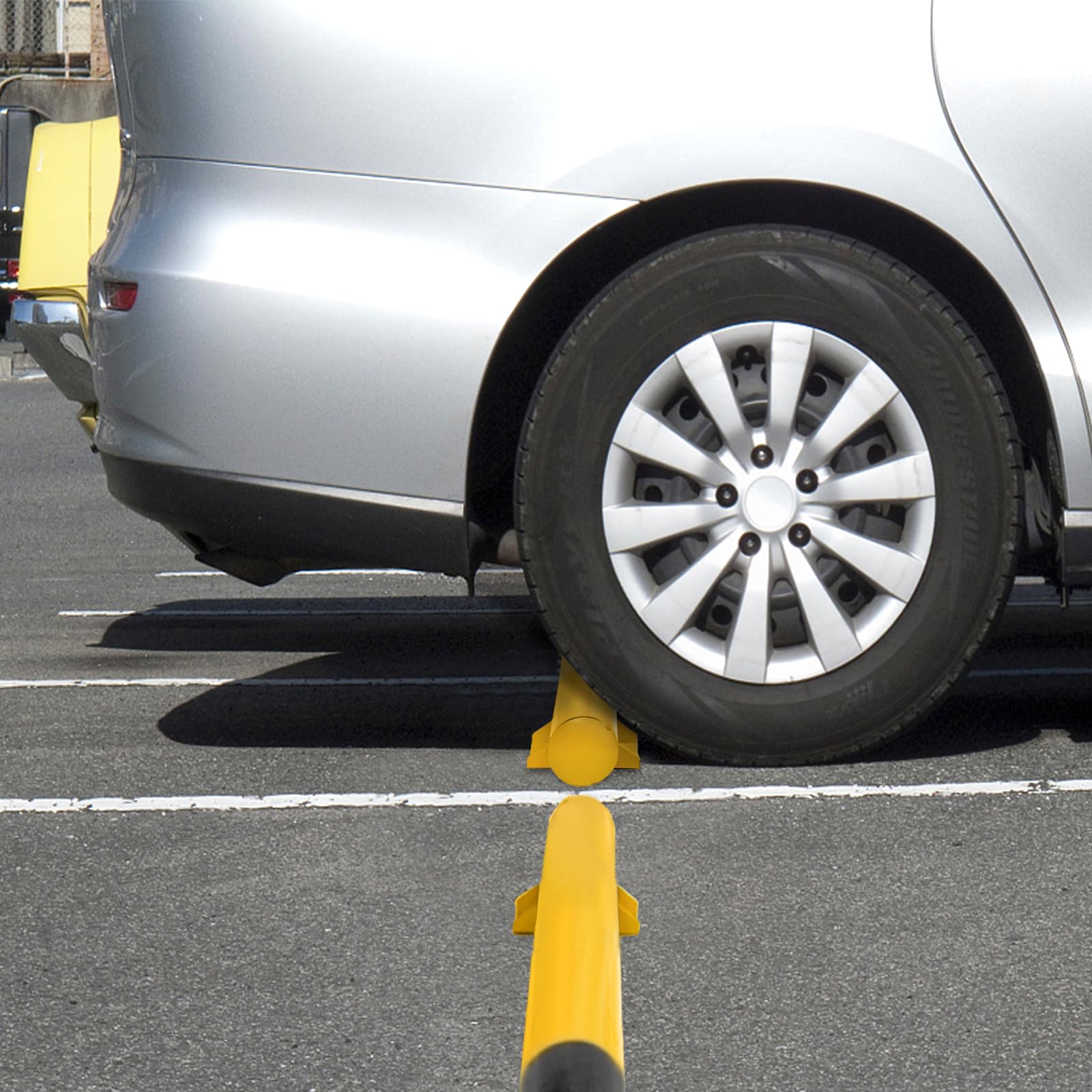 Aufun Tope de Rueda 1u, Limitador de Parking Metal 180x13.5x9.5cm con Tornillo Expansión, Barrera y Ayuda Estacionamiento, Negro/Amarillo