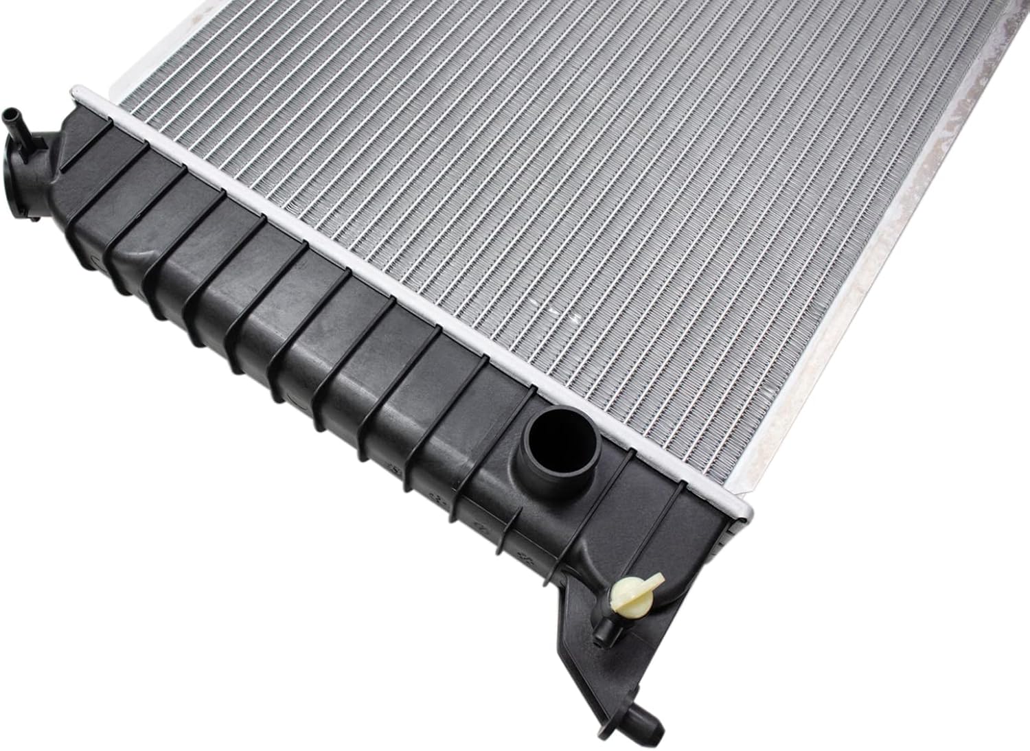 Radiator Assembly Aluminum Core Cross Flow Compatible with 1994-2003 Chevrolet S10 L4 2.2L GMC Sonoma 1996-2000 Isuzu Hombre GM3010245 GM3010246 CU1531 CU2261