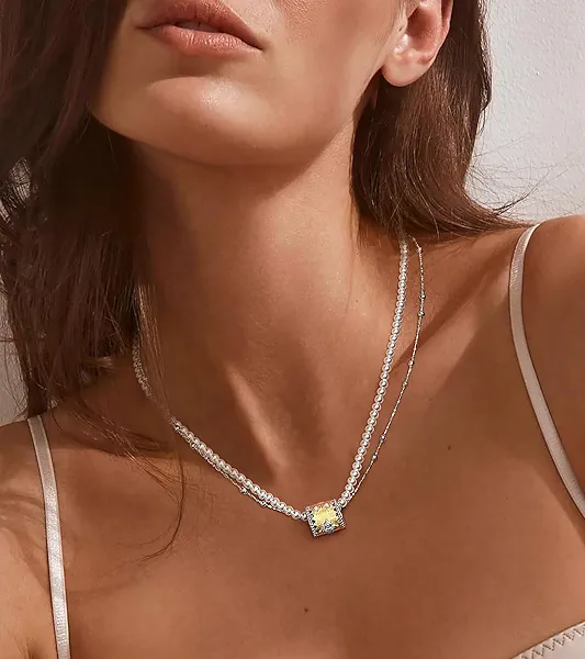 D-POW Pearl Necklaces for Women S925 Sterling Silver Necklace Layered Necklaces for Women Trendy Dainty Clover Pendant for Women Vintage Jewelry Gifts