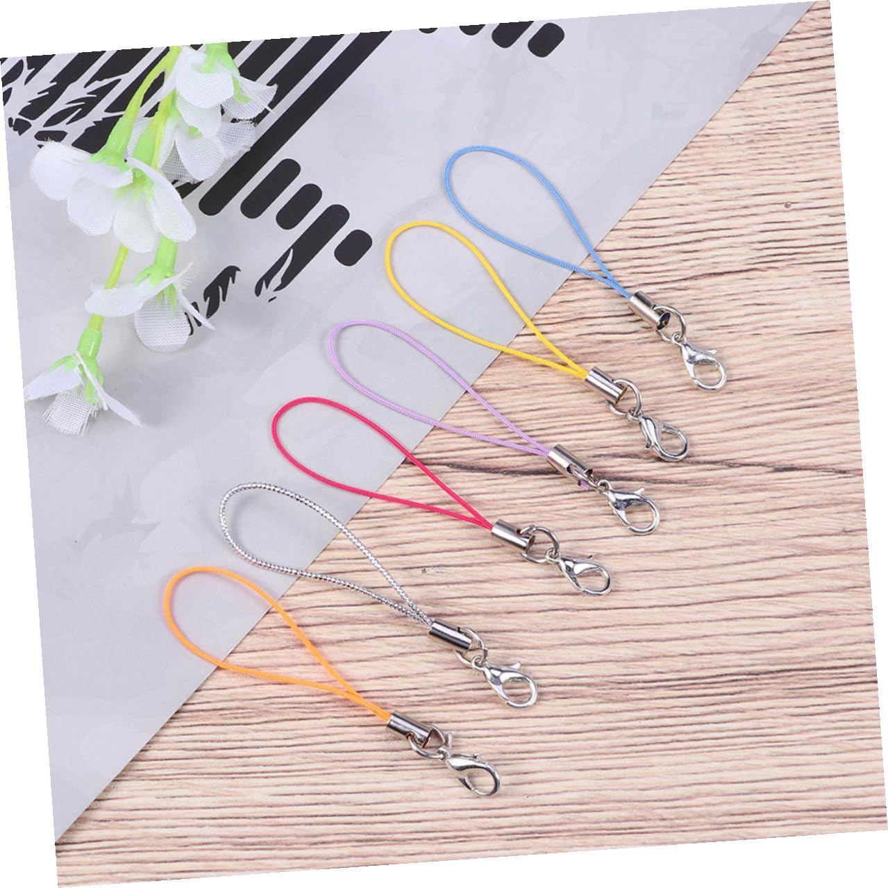 200pcs DIY Lanyard Accessories with Lobster Clasp Cords Lightweight Keychain Straps for Cell Phone Charms Jewelry Badge Holders and Craft Projects Easy to Attach and Random Color