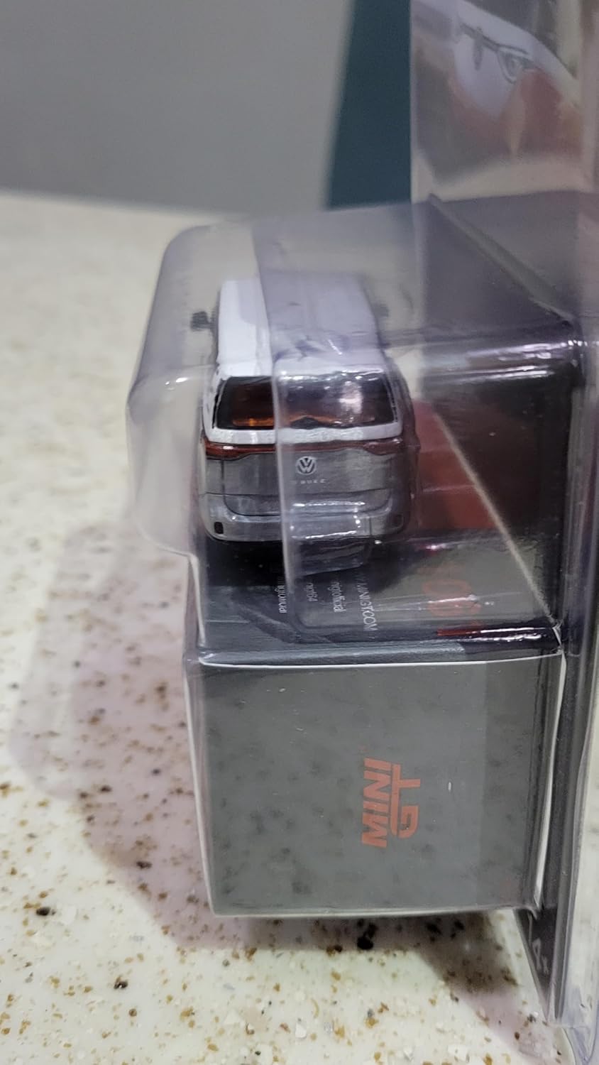 Mini GT Chase Volkswagen ID. Buzz Candy White/Energetic Orange MGT01061