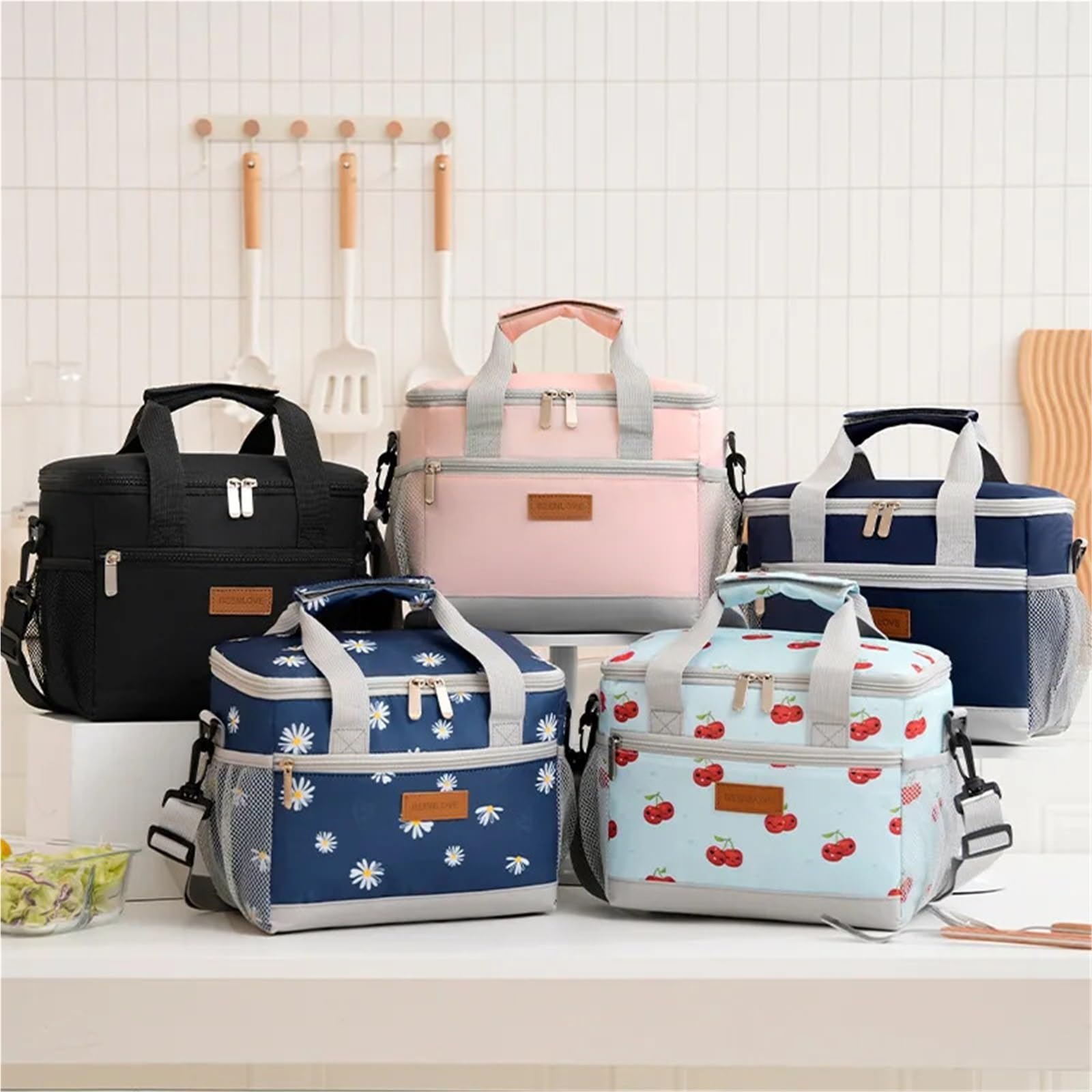 Borsa Frigo Borsa for il pranzo isolata