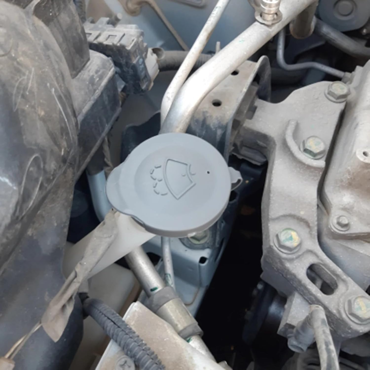 Car Washer Bottle Cap, for Micra K13 2011 2012 2013 2014 2015 2016 28913-1HA3A Wiper Washer Fluid Reservoir Bottle Cap Car Accessories