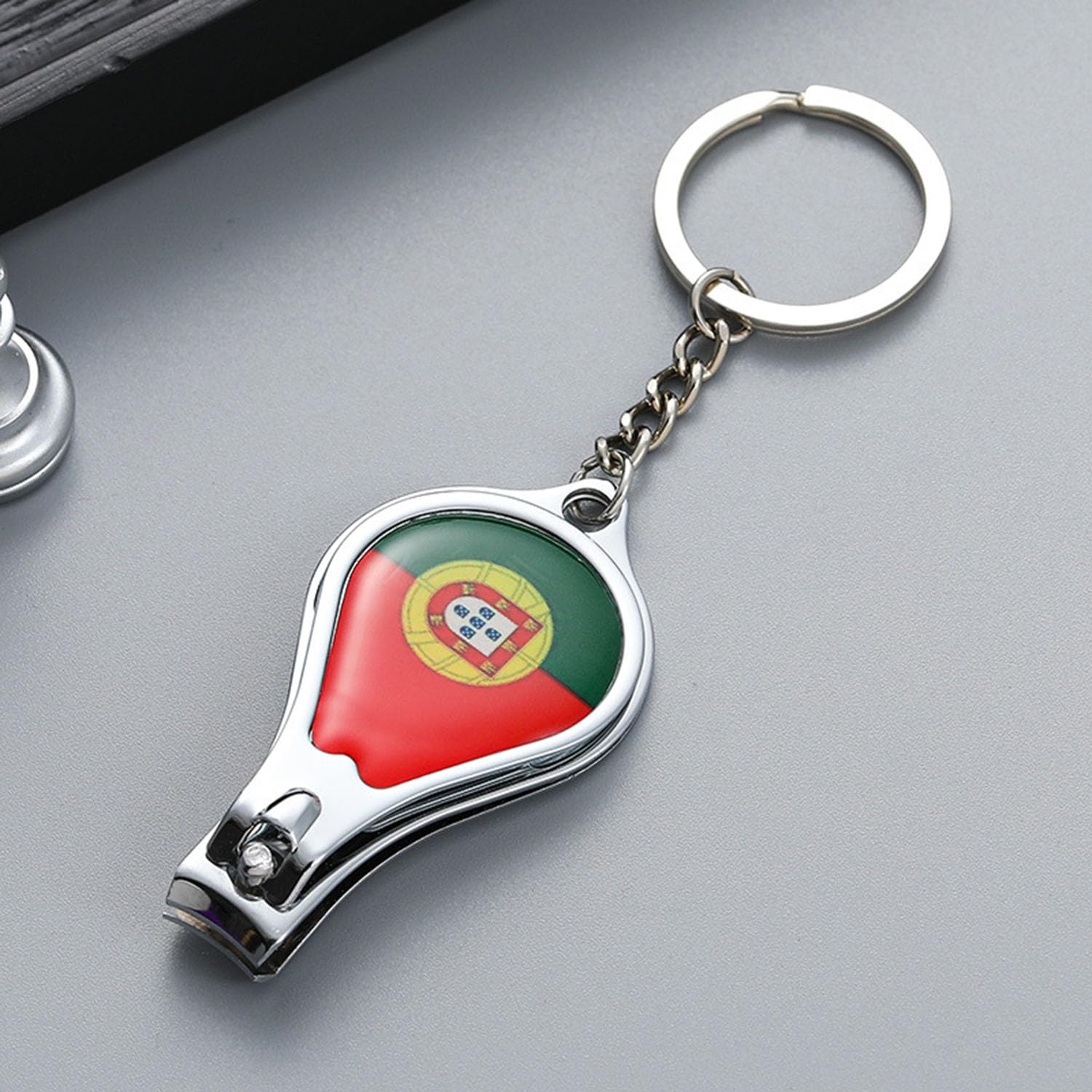 YAZVNTO Football Fan Keychain with Portugal National Flag Design Keyring, Portable Metal Key Chain for Soccer Supporters, International Tournament Fan Gift Souvenir Accessory,A Style-a