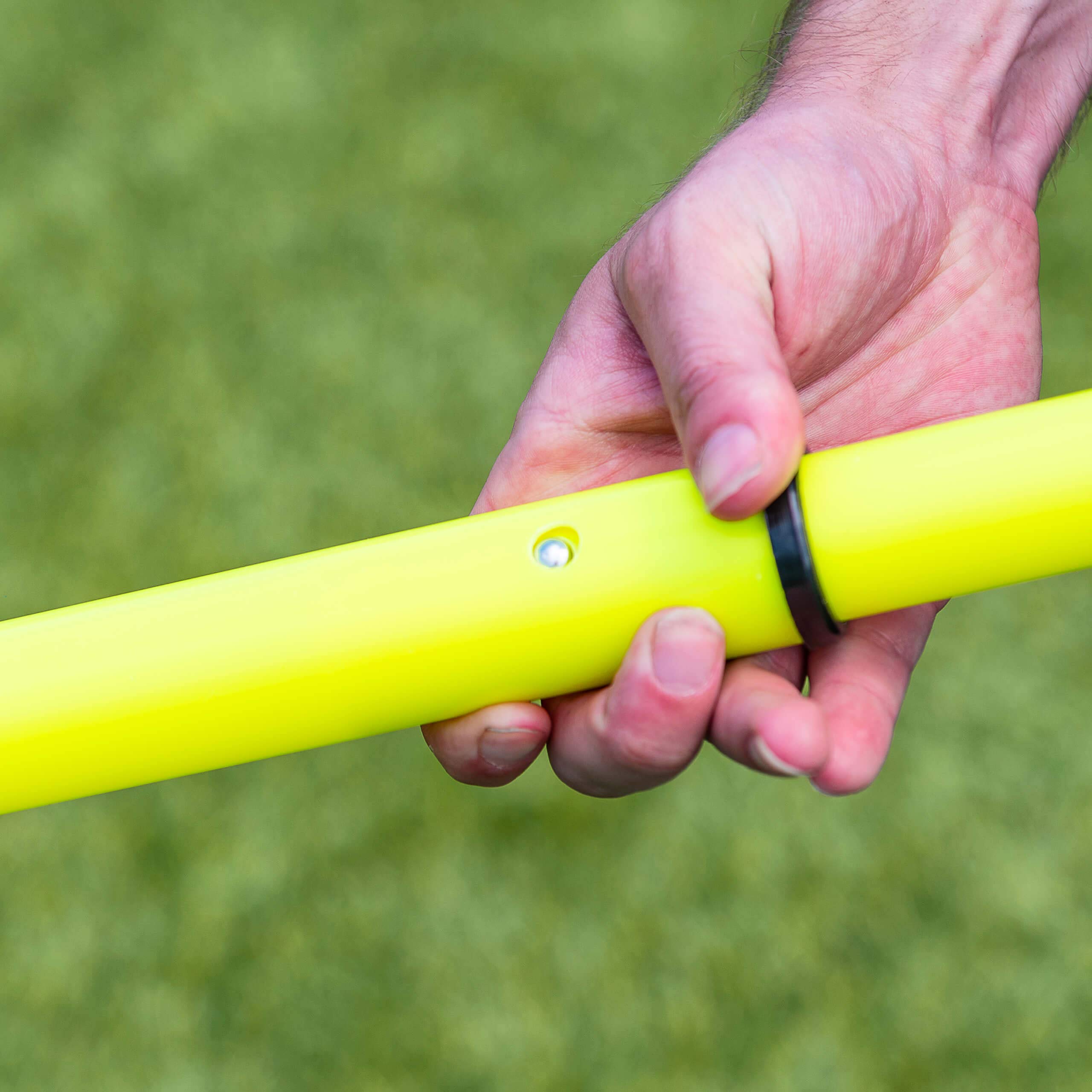 Raccogli Coni FORZA - Strumento Estendibile Per 50 Cinesini, Giallo Fluorescente, PVC