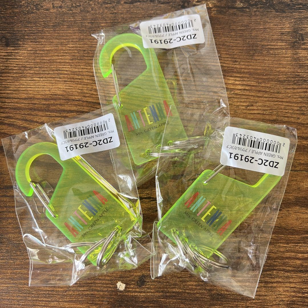 【非売品】【値下げ】Mrs. GREEN APPLE カラビナ& キーホルダー 2025年最新】ミセスカラビナの人気アイテム - メルカリ