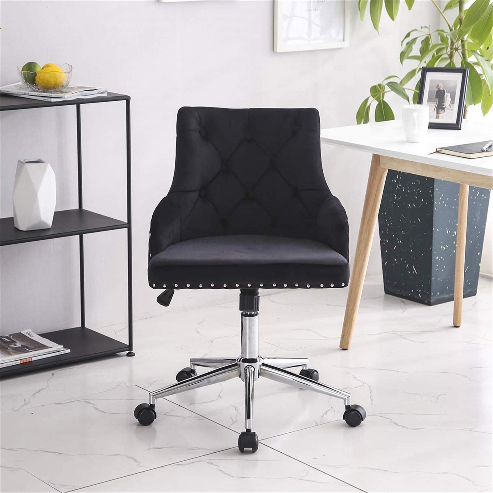 Sedia Da Ufficio Regolabile In Altezza – Rivestita In Sherpa Rosa, Schienale Curvo, Portata 150 Kg, Con Ruote E Base A 5 Stelle In Metallo