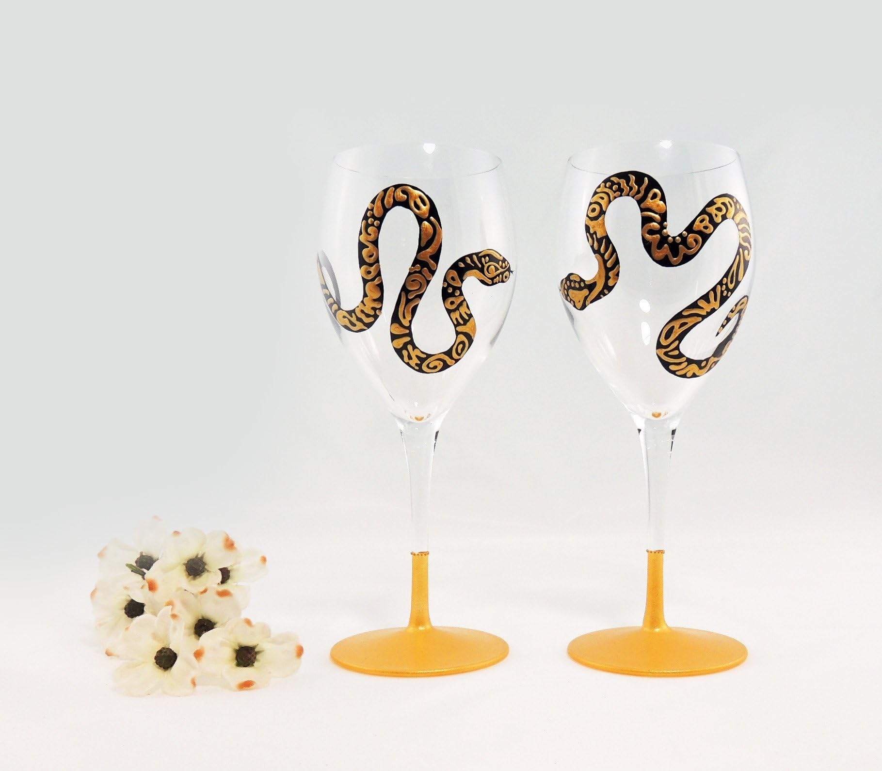 Hand painted crystal snake wine glasses