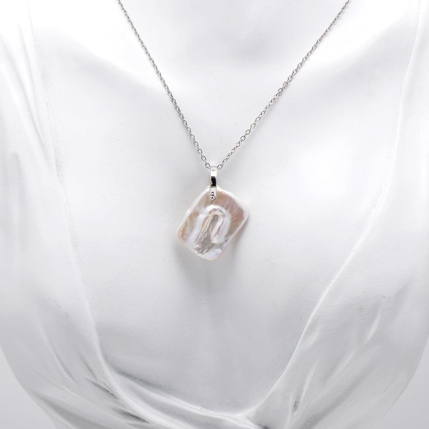 18 MM Freshwater Cultured Baroque Pearl Charm Sterling Silver Horseshoe Pendant for Women - Image 5