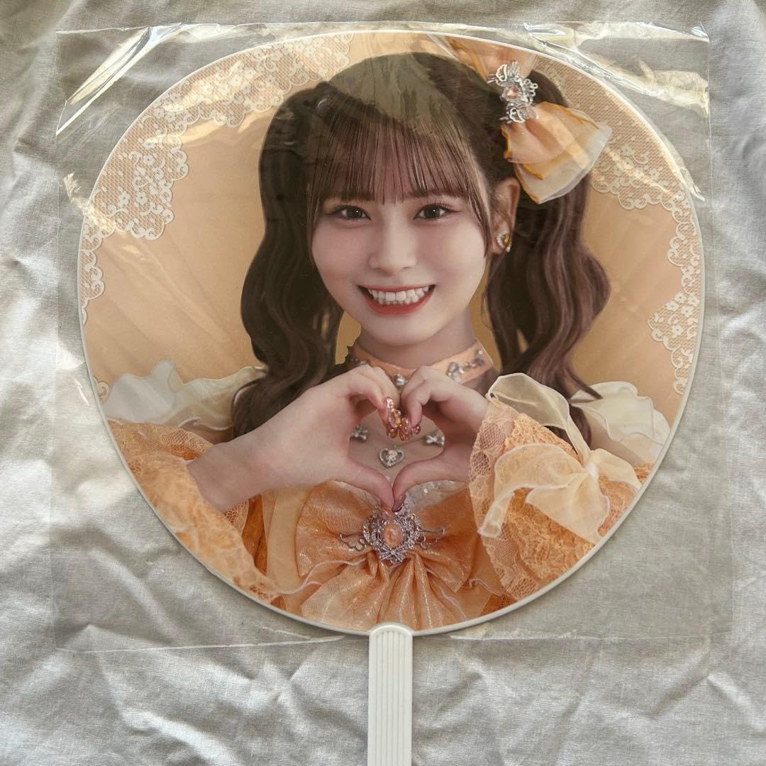 ＝LOVE イコラブ　大場花菜　うちわ　魔法少女 Amazon.co.jp: ＝LOVE イコラブ 大場花菜 うちわ 魔法少女 : おもちゃ