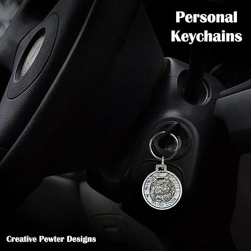 Vista 5 de Maine Coon - Llavero de gato, peltre, C005KC, 1 12 pulgadas, 100% hecho en Estados Unidos, llavero felino, llavero de gatito, llavero de gato