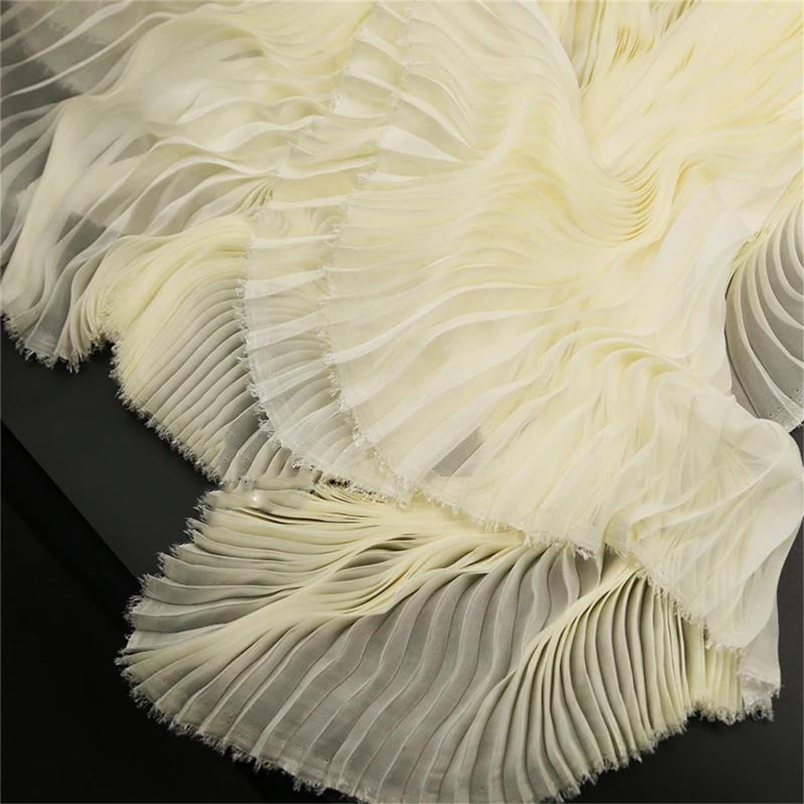 Cinta iridiscente con volantes, Tela Gasa Perla Plisada 99% Poliester Multicolor 100x145cm(Beige)