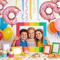 Vista 7 de 10 globos rosados de dona para cumpleaños con temática de donas, suministros de fiesta de boda
