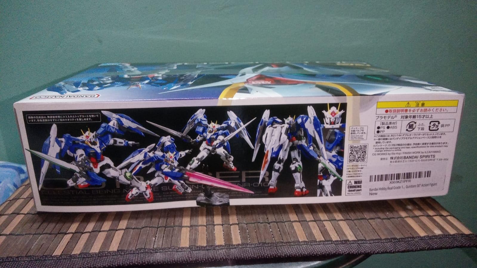 Maquette MG 00 Raiser 1/100 – Gundam 00 Avec Armes Et LEDs Compatibles