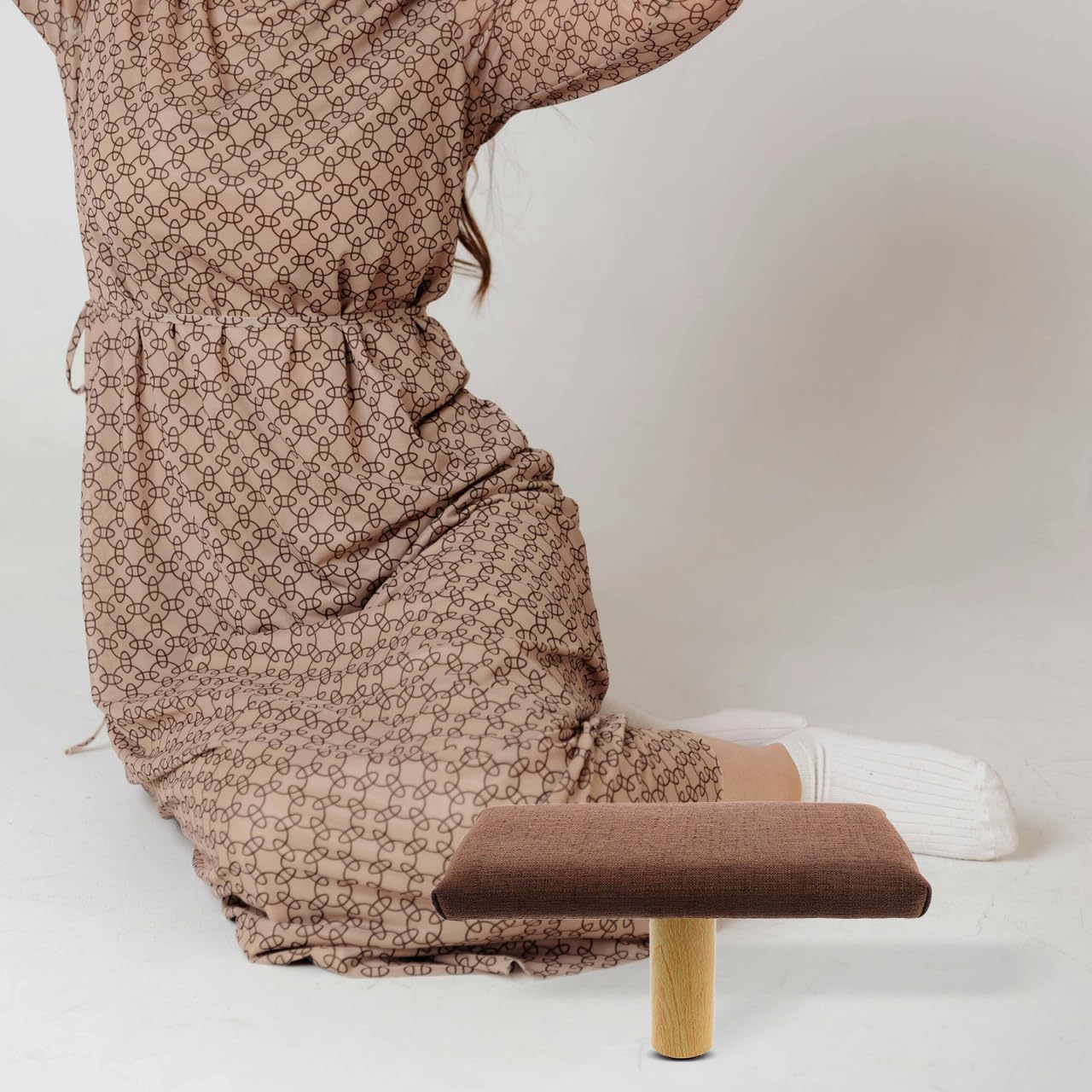 Meditationsbank Mit Kissen Dickem Polster Tragbarer Hölzerner Kniesitz Yoga Hocker aus Holz Für Yoga Gebete Und Gleichgewichtsübungen