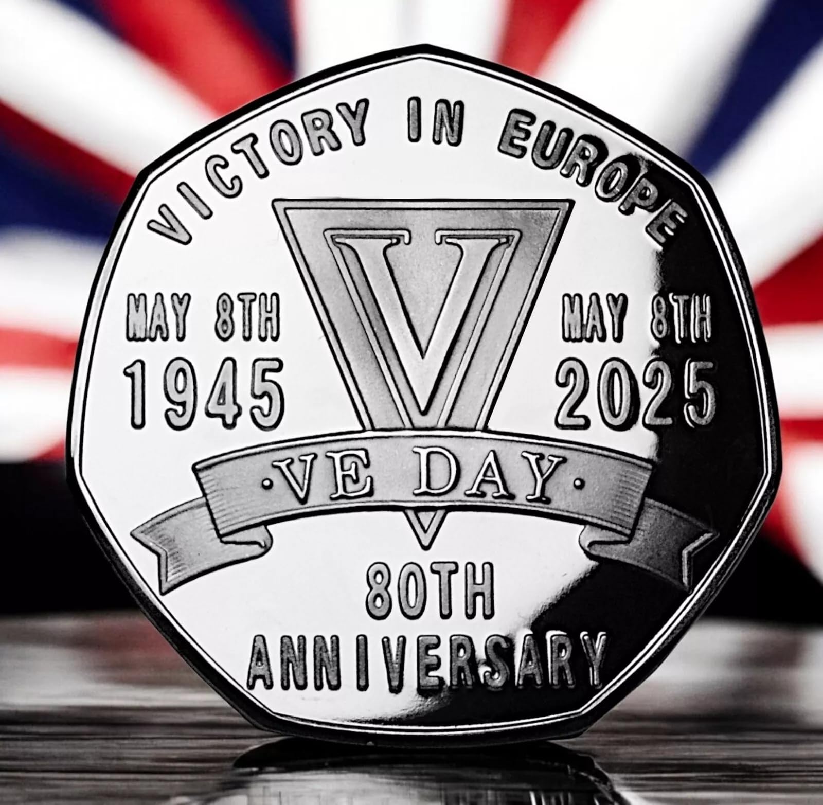The Commemorative Coin Company VICTORY IN EUROPE 80th Anniversary Silver Commemorative. 1945-2025. 8th May VE DAY WW2 Collectable