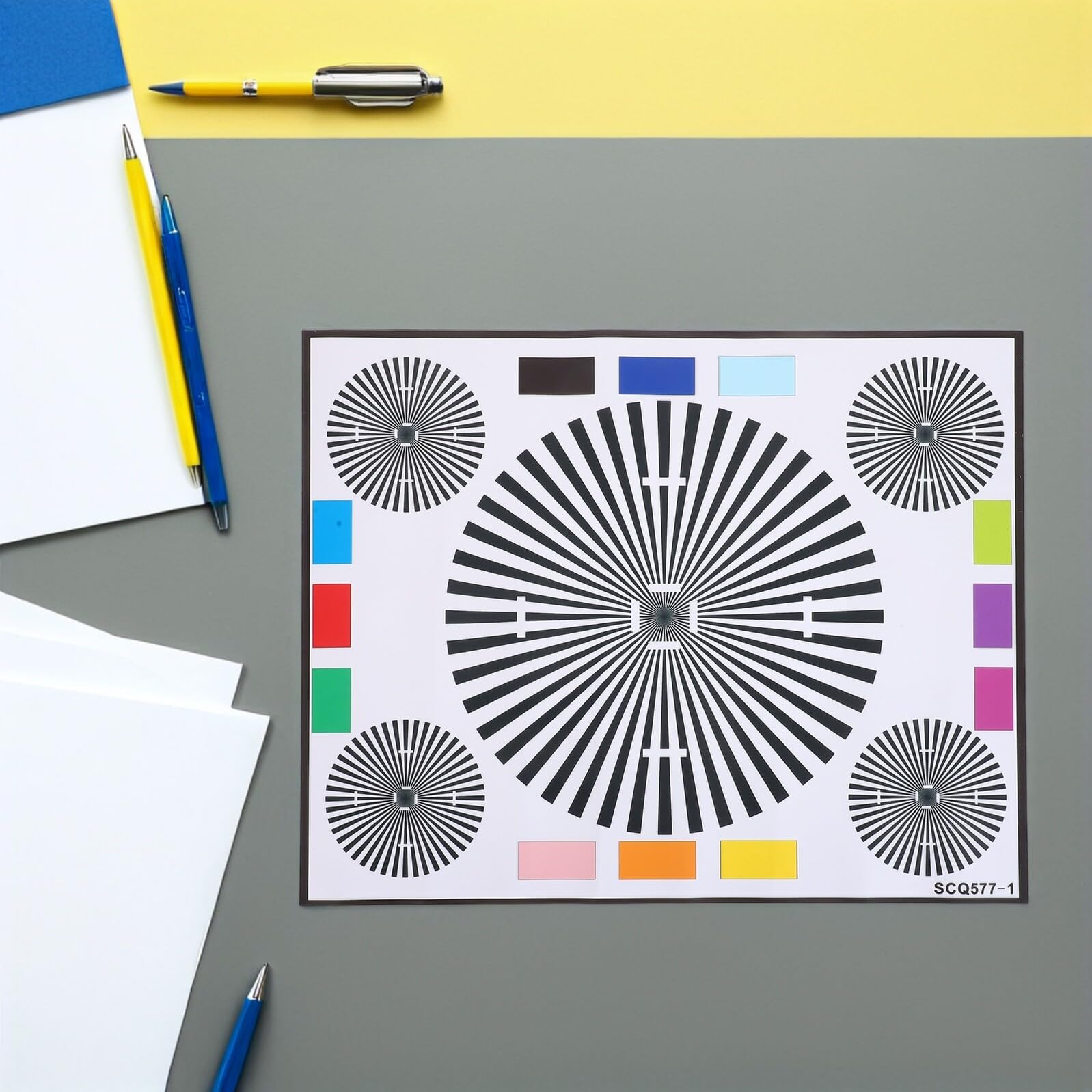 Carte de Test pour Lentilles de Caméra de Sécurité en Papier Résistant la Déformation pour Calibration Rapide et Alignement de Mise au Point en Photographie CCTV