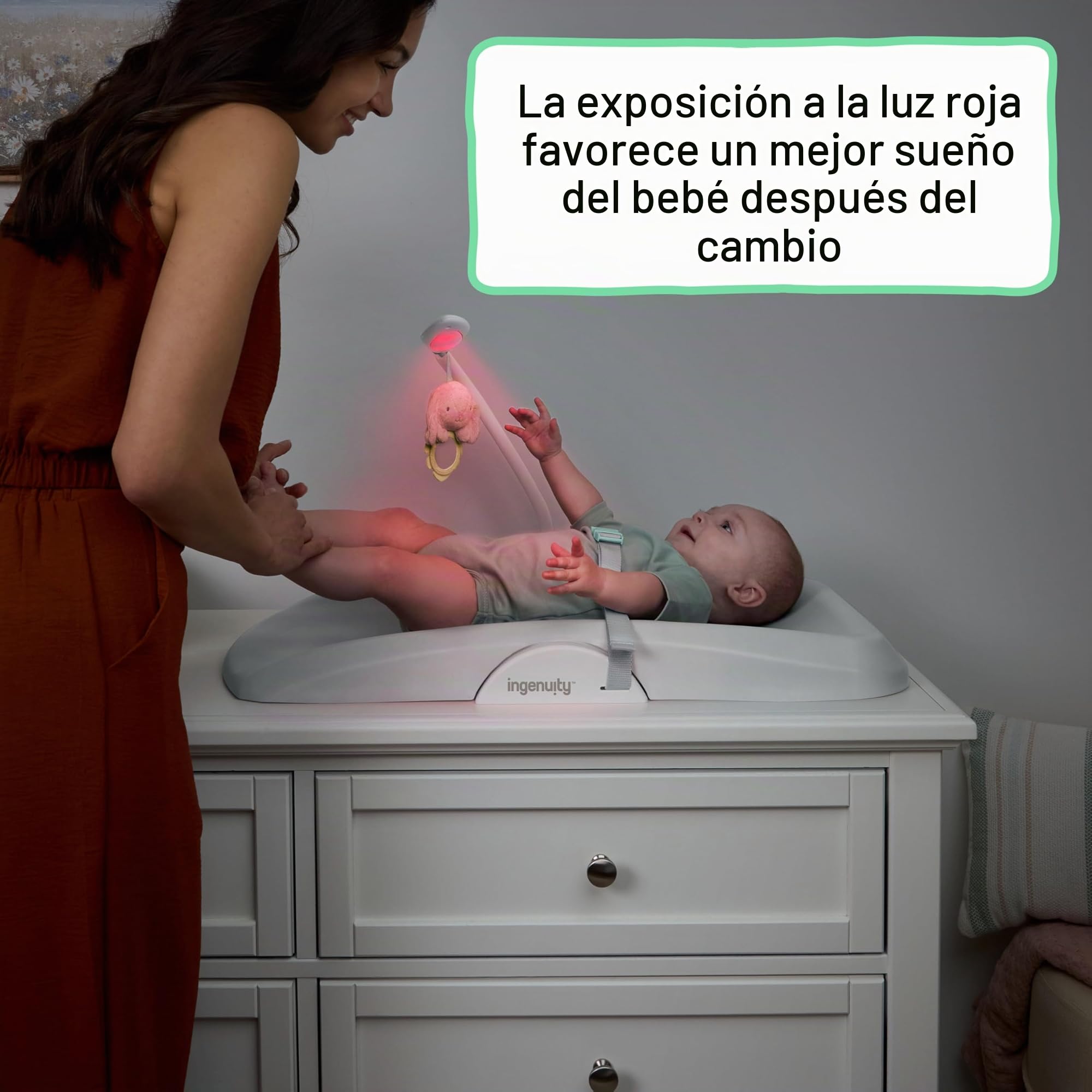 Ingenuity Cambiador Day & Night Sylvi para bebé, con luz nocturna y opción de luz roja para favorecer el sueño, fácil de limpiar, desde recién nacidos