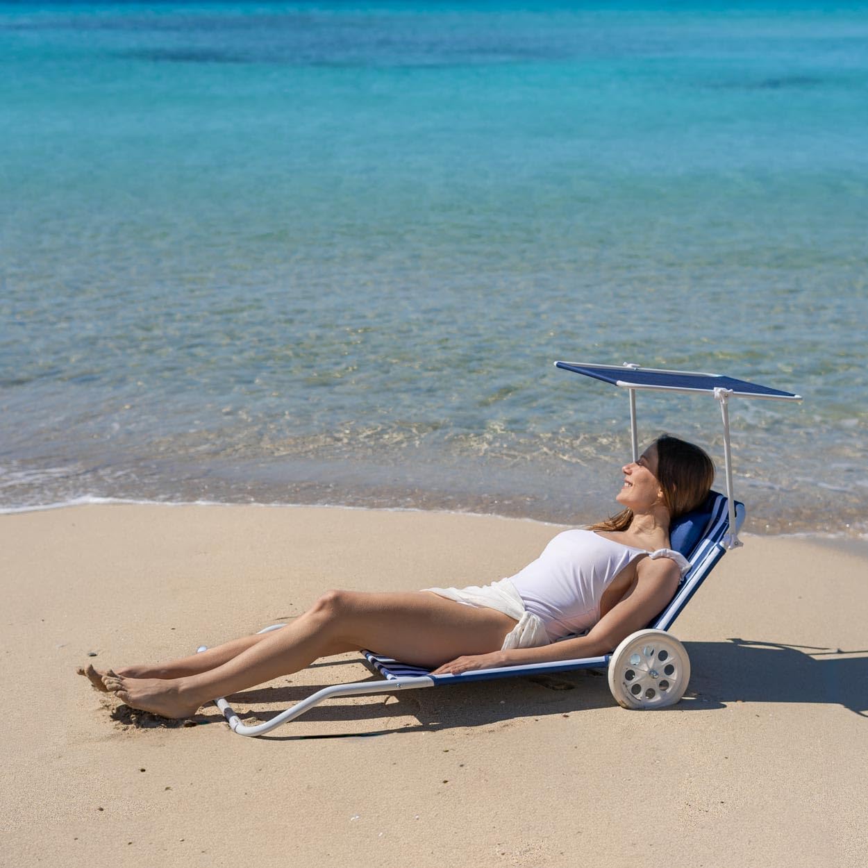Flamingueo Chaise de Plage - Transat Pliable - 5 Positions - Parasol Réglable UPF 50+ - Oreiller Ergonomique - Convertible en Chariot de Transport - Bleu