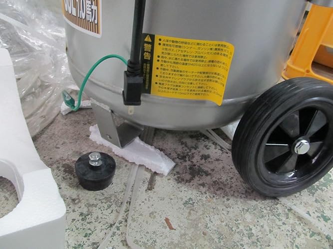 Amazon | SHINSEI シンセイ 静音オイルレス縦型コンプレッサー 38L HS