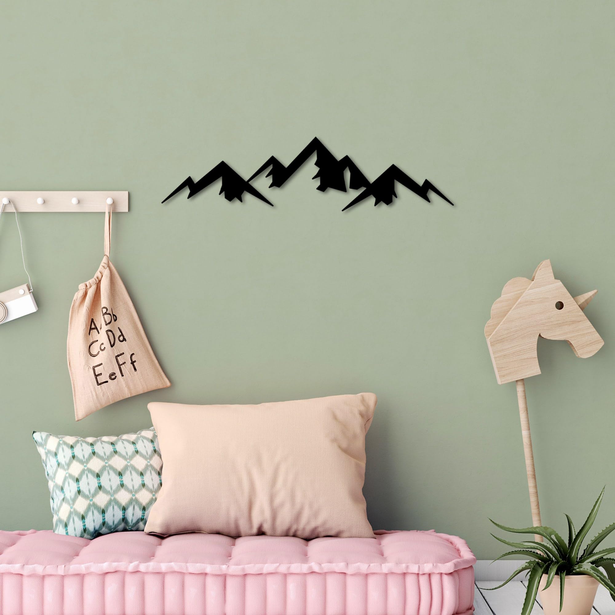Accessoire mural décoratif en métal noir Hanah Home 54x14 cm