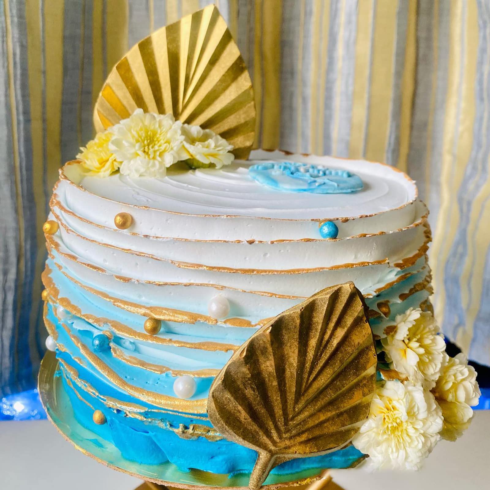 Amazon.com: Fan Leaf Chocolate Fondant Molds, Boho Cake Topper Silicone  Molds Tropical Leaf Palm Monstera Cake Decoration Pine Mold for Cupcake  Topper, Candy : Home & Kitchen