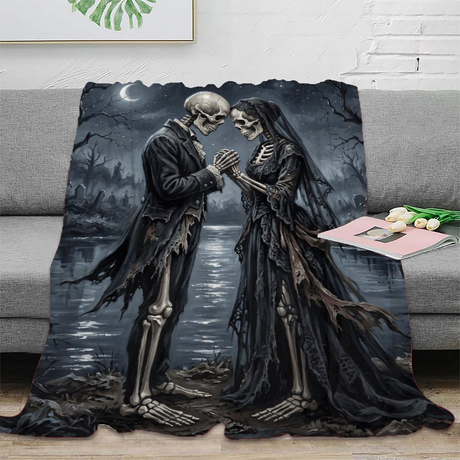 H3B8U2Y5 Moonlit Skeleton Couple Throw Blanket, Moonlit Horror, Camping