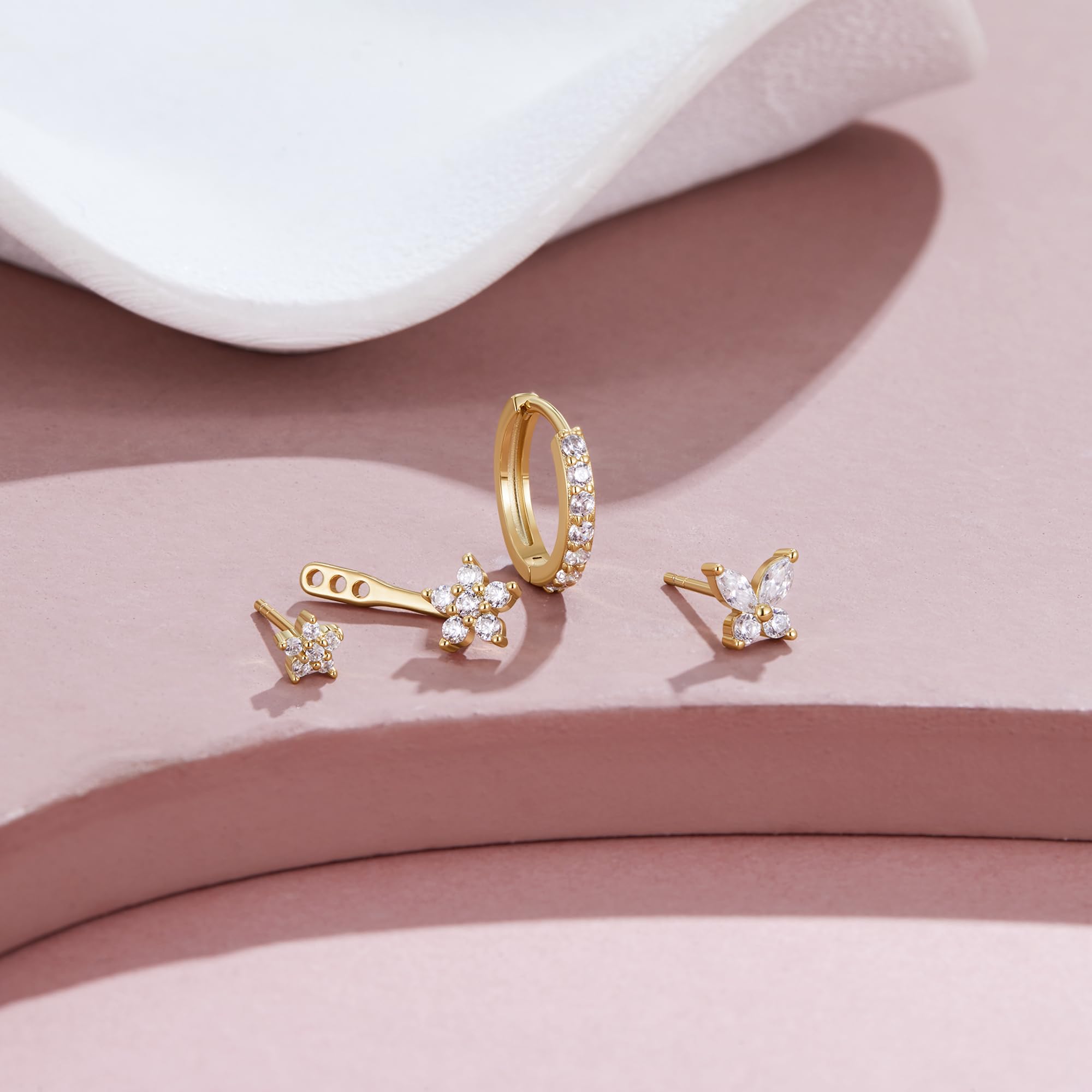 MACACHII Orecchini Donna Argento 925 Placcati Oro 14K - Set 3 Paia Orecchini a Lobo, Cerchio, Helix - Anallergici, Idee Regalo Gioielli per Piercing Multipli