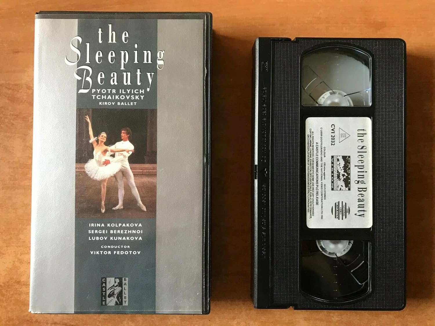 The Cruel Sea [VHS]