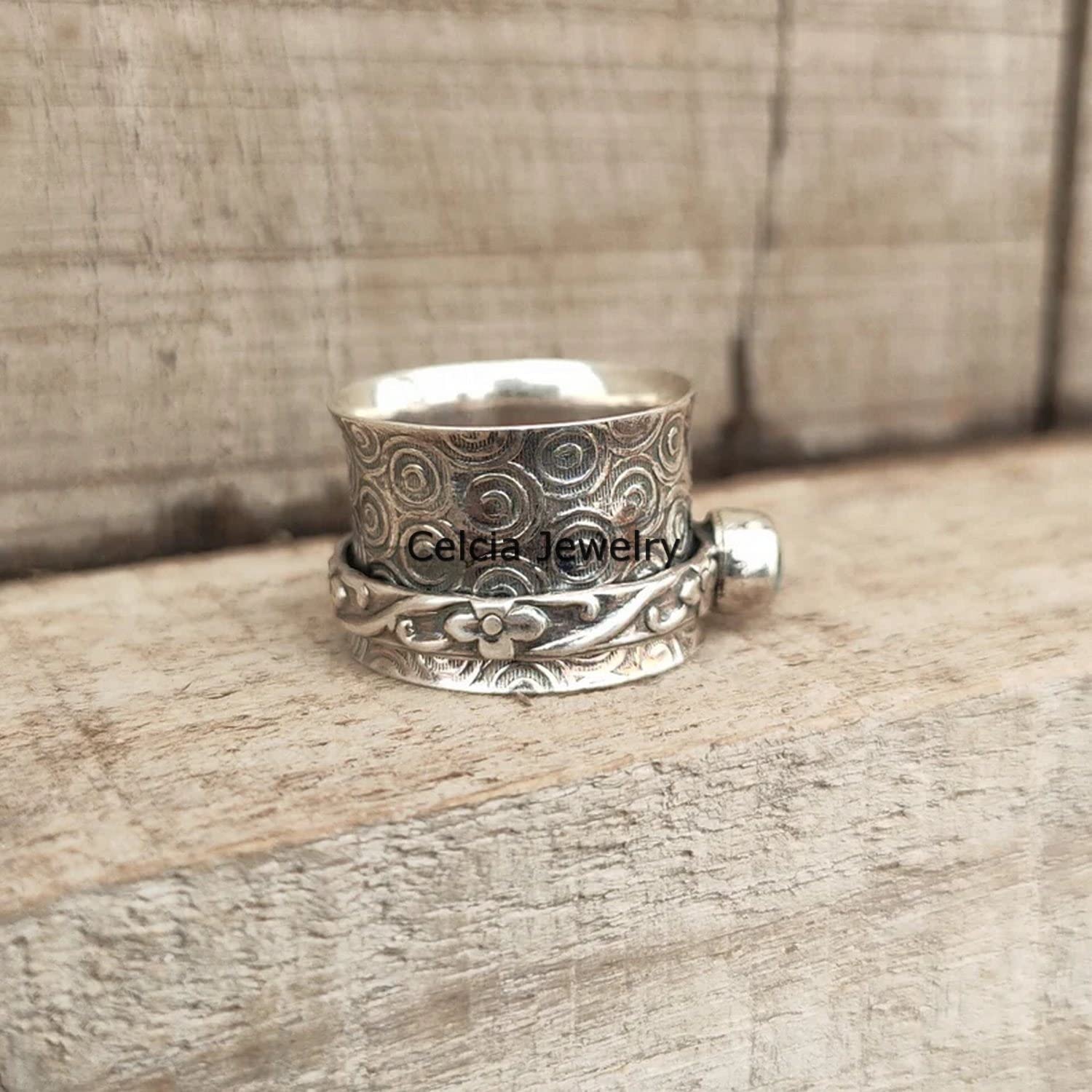 Anillo giratorio de plata facetado con piedra preciosa redonda de topacio azul para meditación y ansiedad