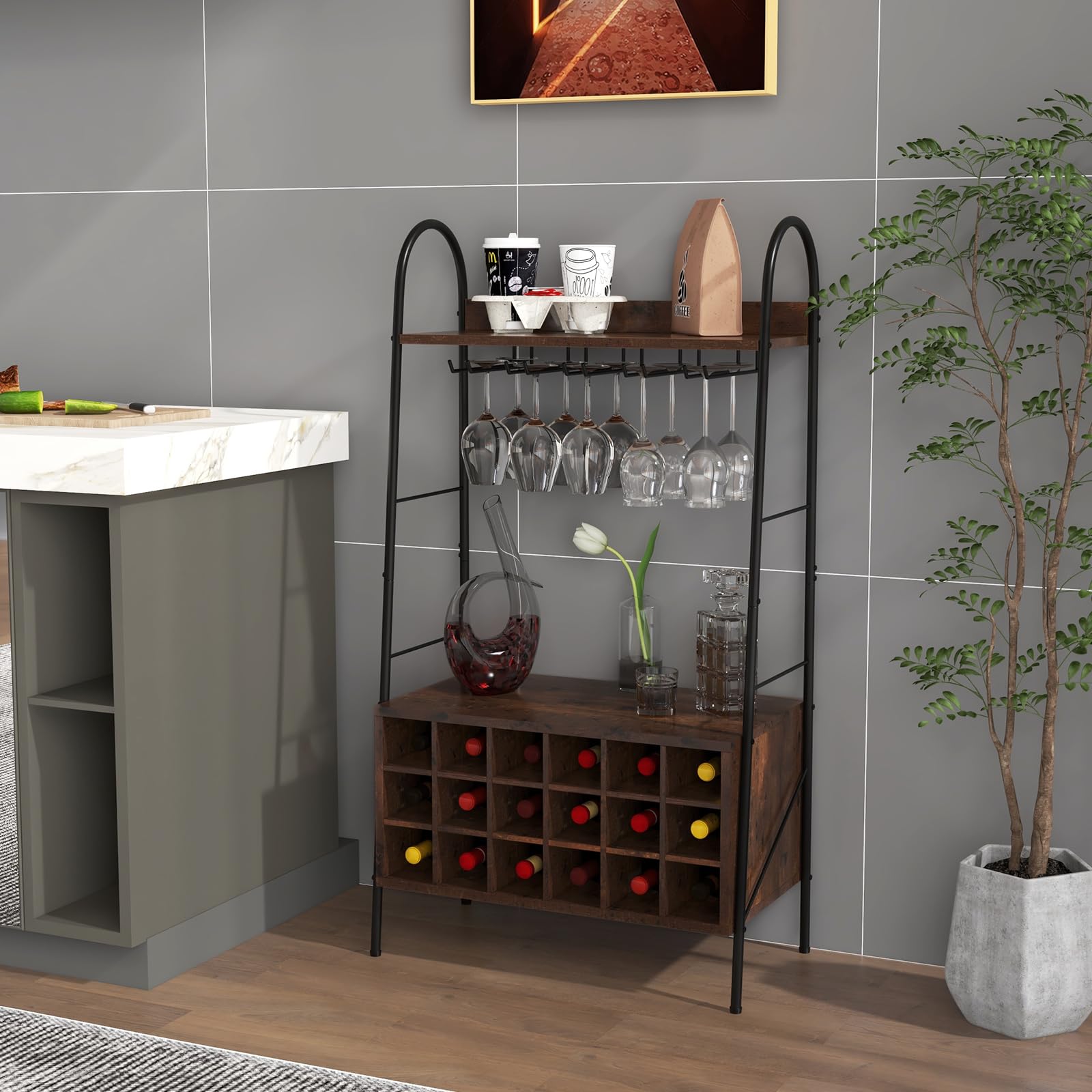 GYMAX Portabottiglie di Vino da Terra per 18 Bottiglie e 15 Calici, 63 x 32 x 114,5 cm, Cantinetta Vino, Portabottiglie Staccabile, 2 Ripiani Aperti, Scaffale Porta Vino per Casa Bar, Marrone