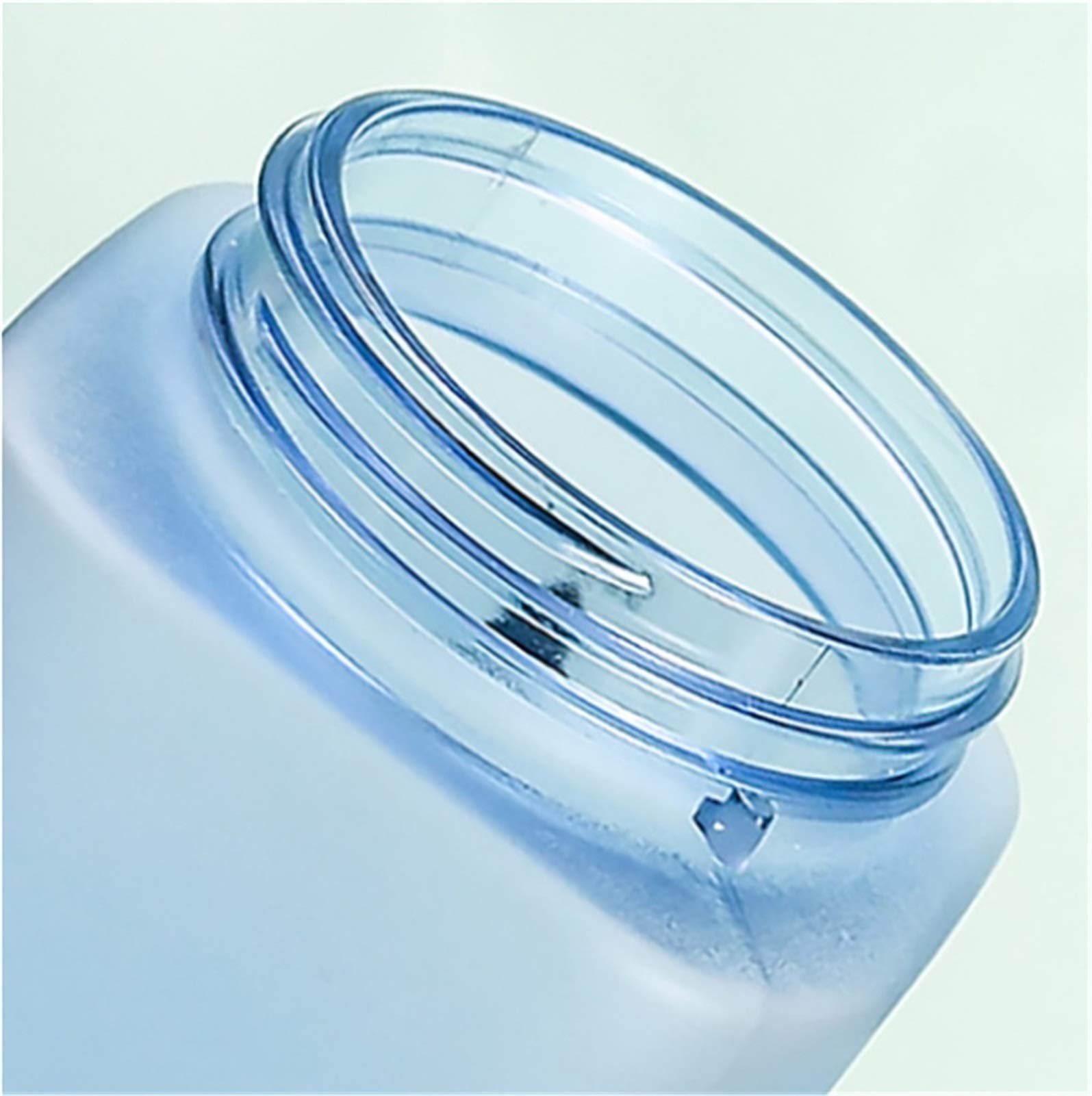 Bouteille d'eau carrée de Grande capacité, sans BPA, idéale pour Le Cyclisme et Les Sports de Plein air