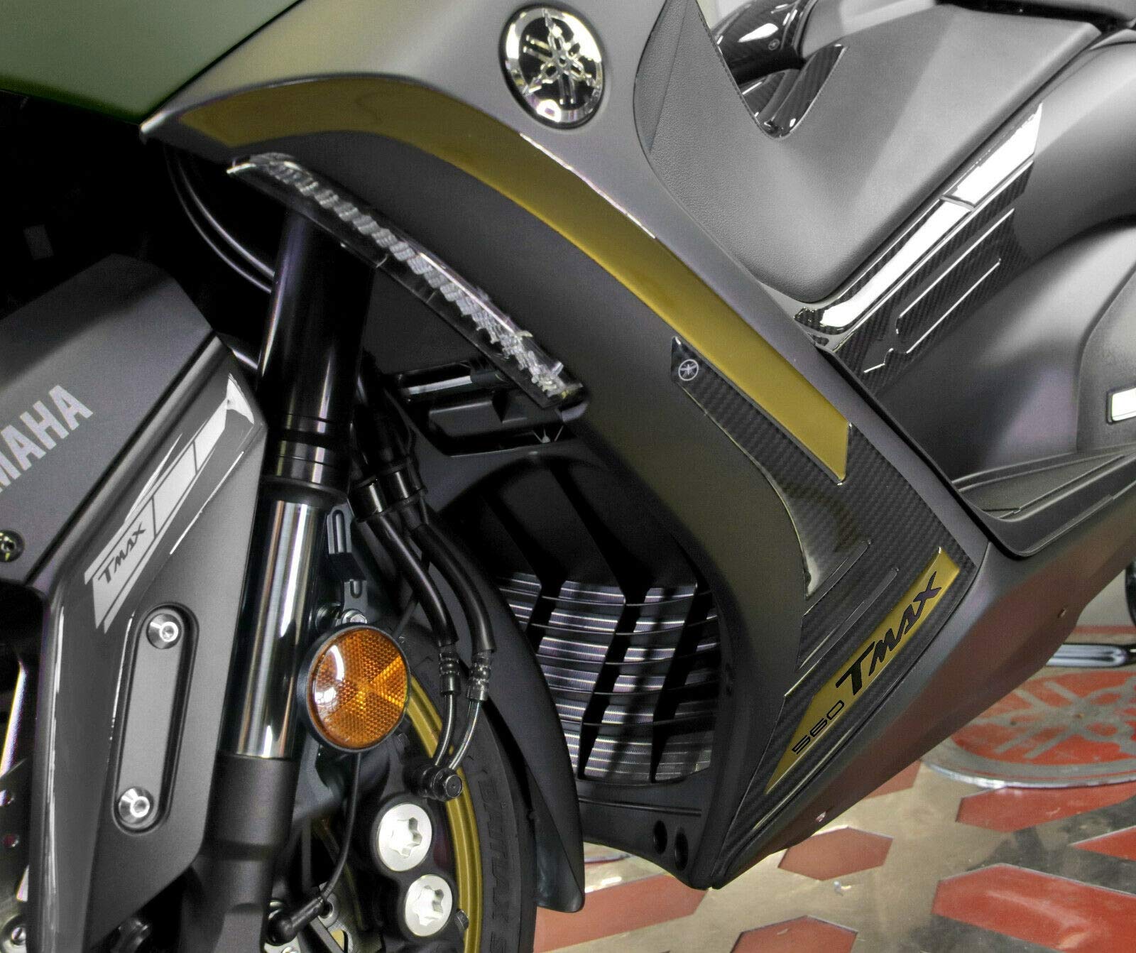Labelbike 3D Harz Aufkleber Für Yamaha Tmax 2022-2024 – Dekoration & Schutz Für Spiegelkappen