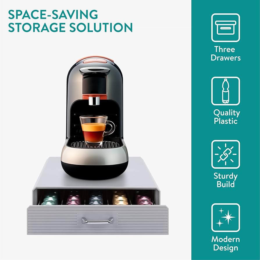 Nespresso エスプレッソマシン シルバー33555円の品。ケースはおまけ Nespresso エスプレッソマシン シルバー33555円の品。ケースは