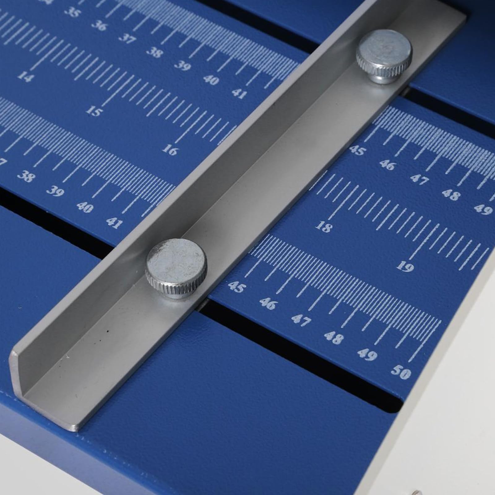Máquina Plegadora Eléctrica, Marcado y perforador de Papel de 520 mm con Ajuste de Profundidad. Ideal para Libros y Fotos. Mesa de Trabajo extendida y Escala de precisión.