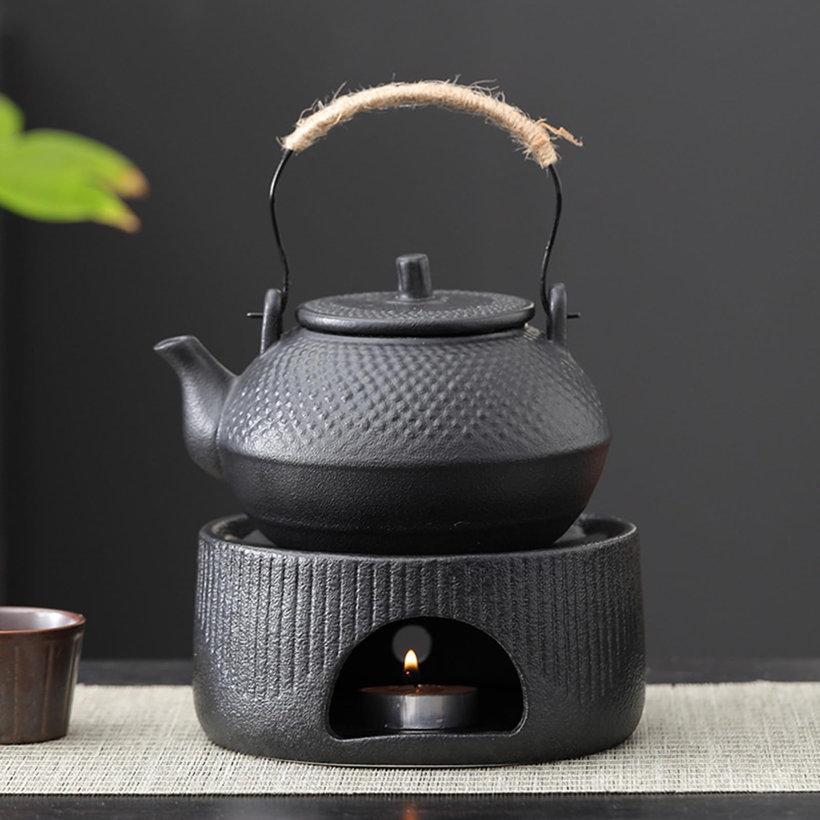 Juego de tetera pequeña de hierro fundido con calentador de hierro fundido, juego de tetera japonesa Tetsubin con tazas, tetera de hierro fundido con infusor de acero inoxidable e interior esmaltado