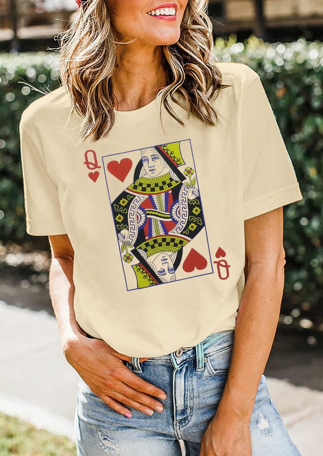 Queen of Hearts T-Shirt for Women Funny Vintage Graphic Tees Cool Cute Queen Tee Casual Short Sleeve Tops Shirts - Image 2