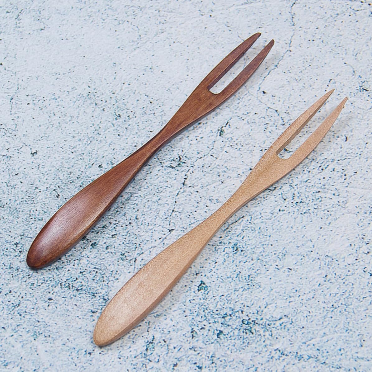 4pcs Reusable Fruit Forks Wooden Dessert Picks, Brown Hard Structure
