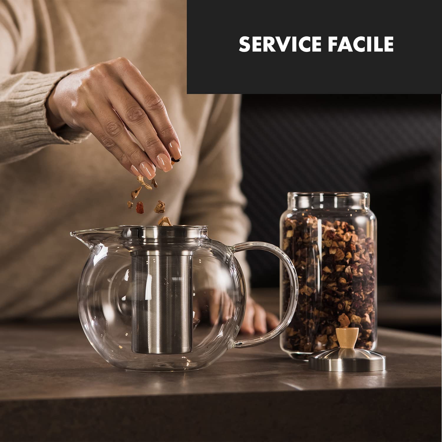 Théière en Verre Sans Chauffe (1,3L) - Avec Infuseur Inox, Élégante Poignée en Bois et Passoire en Acier Inoxydable