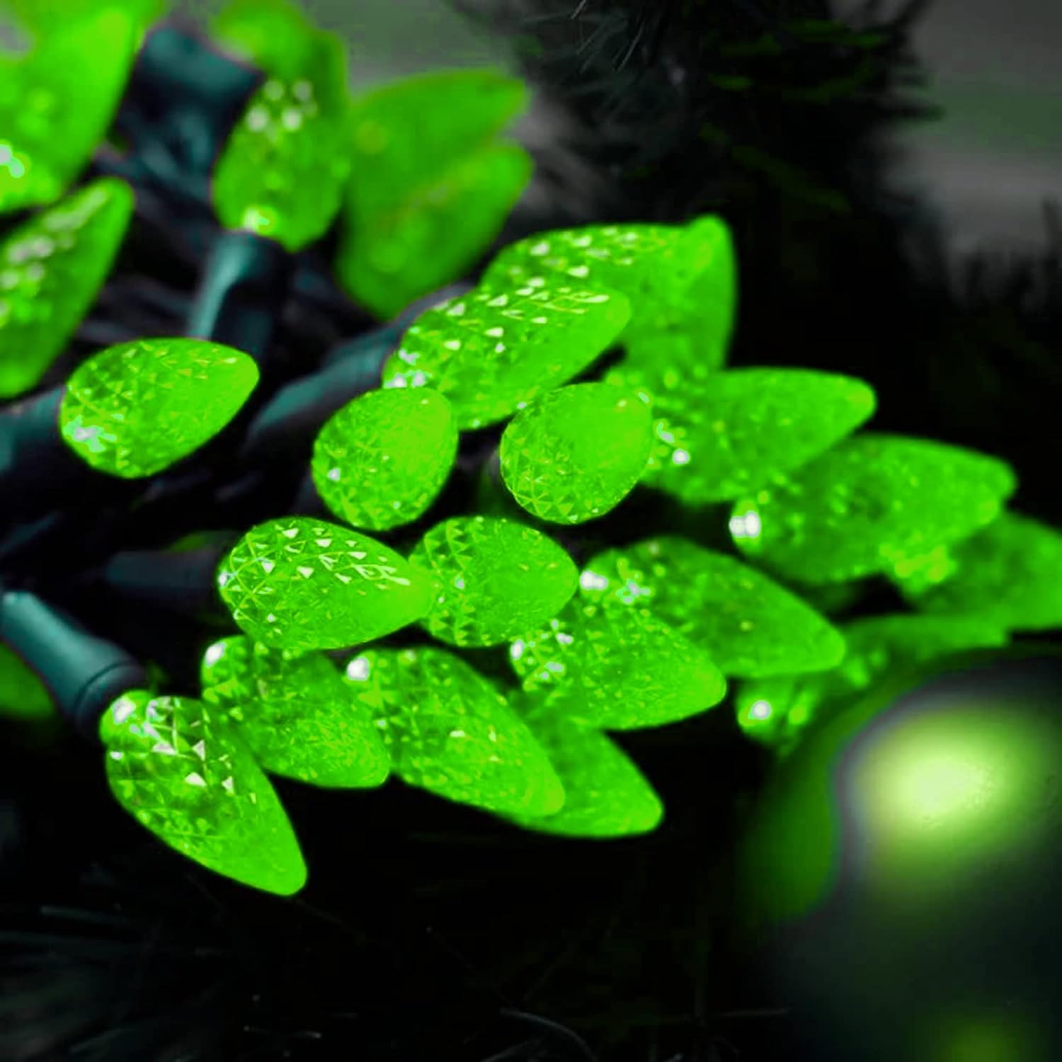 FUNPENY C6 Christmas Lights, 100 LED 33 FT St. Patricks Day Lights with 8 Modes Lights Outdoor Waterproof String Lights for Indoor Xmas Tree Wedding Patio Party Holiday Decorations (Green)