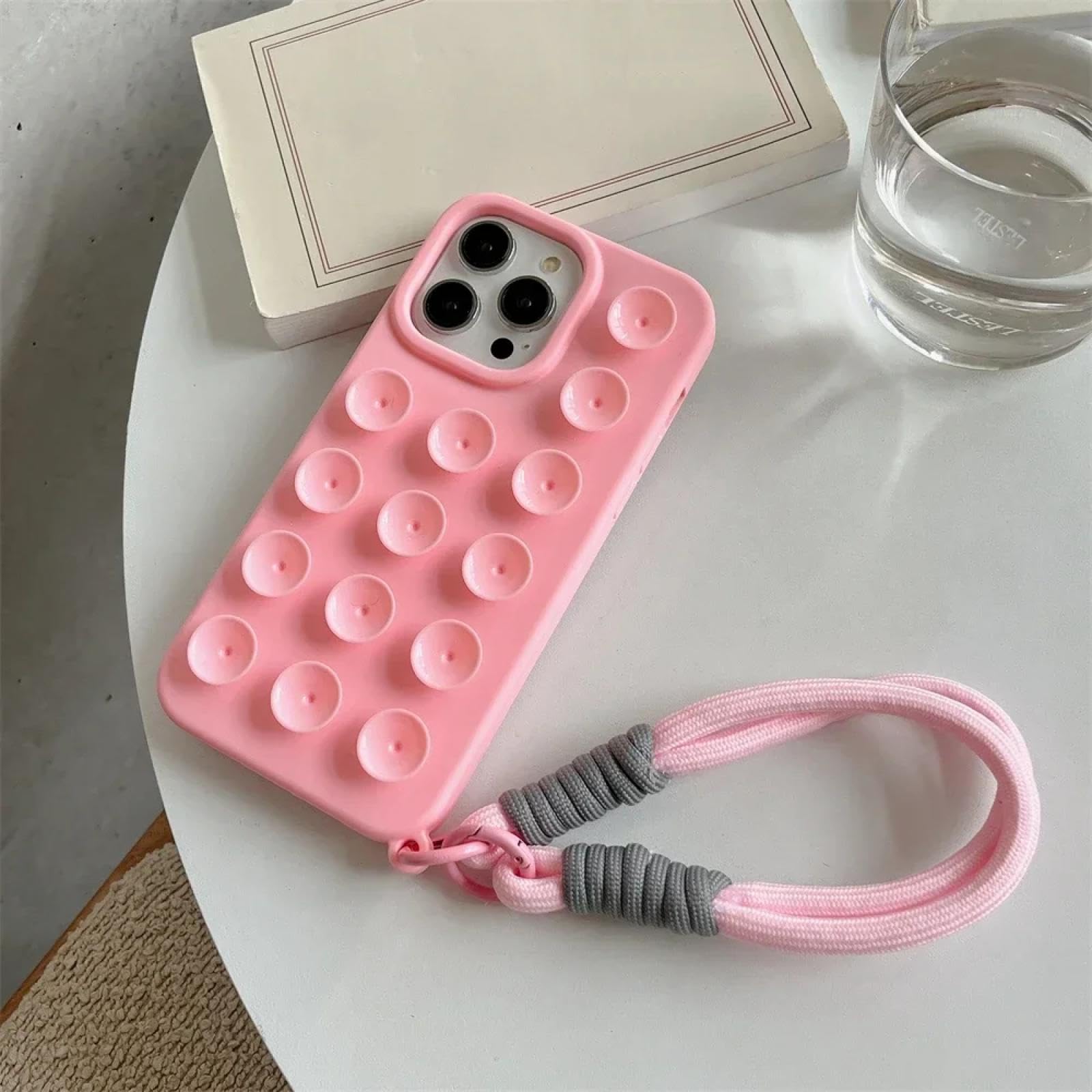 Coque iPhone 13 Pro cordon lanière rose pour selfies stables et mains libres en voyage